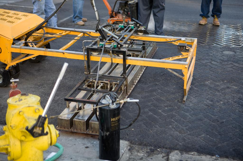 Crosswalk Material Melter