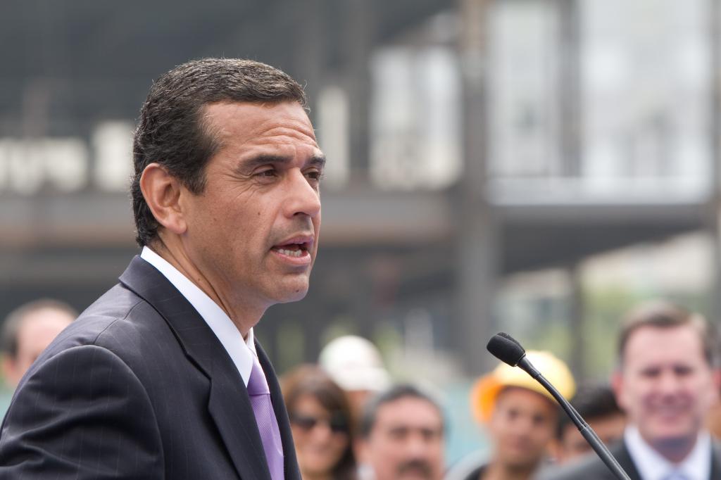 Mayor Antonio Villaraigosa