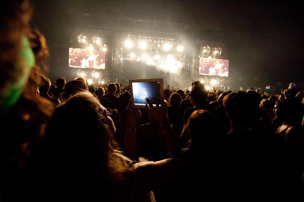 iPad 2 Photo of Mumford and Sons