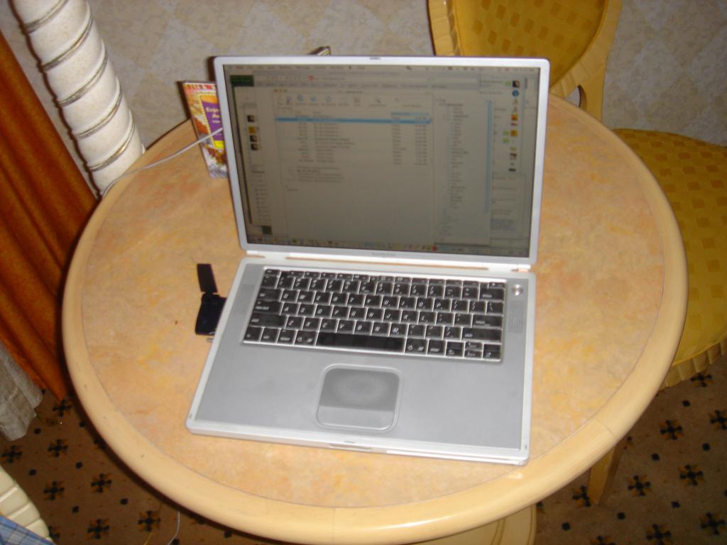 laptop + EVDO = nerdout