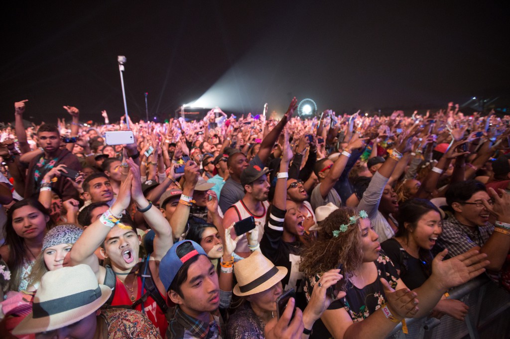 Crowd for Nas at Coachella - Coachella 2014 Saturday 1 on eecue.com ...
