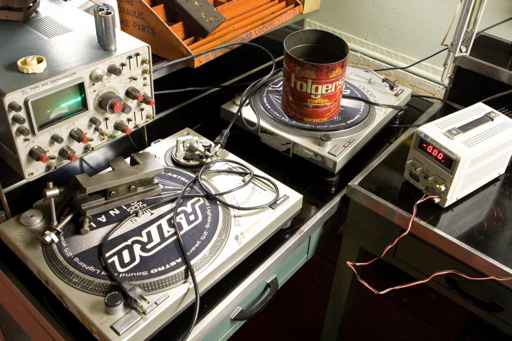 Oscilloscope, Turntables and Power Suppl