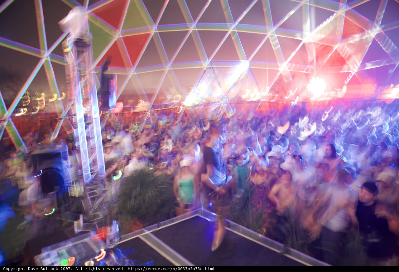 Nightlife jam-packed with music lovers