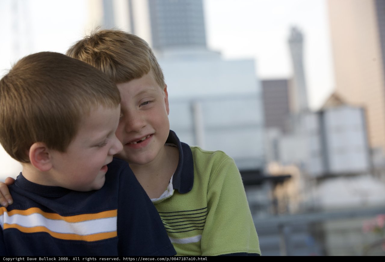 Cityscape Hug