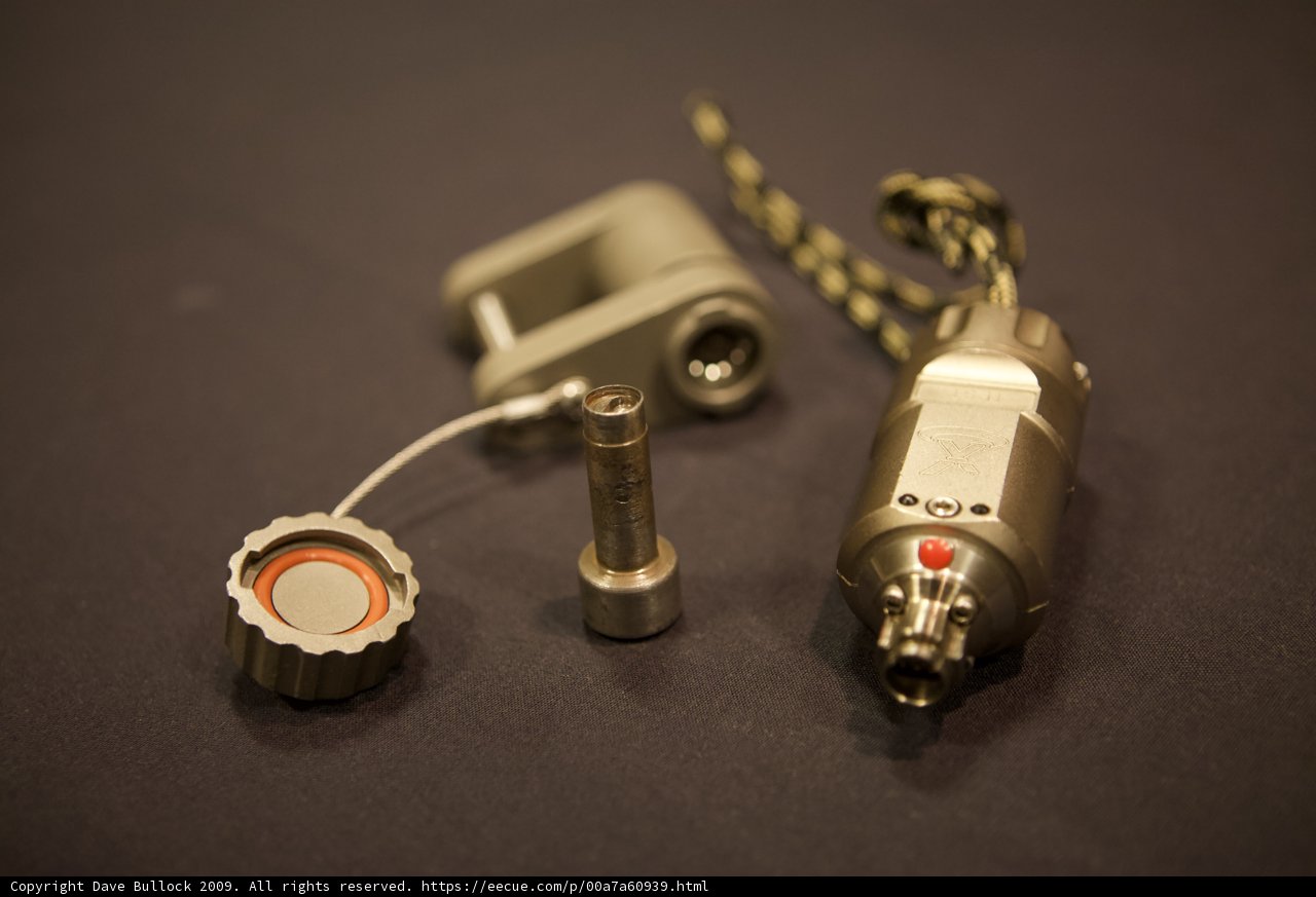Adjustable Electronics Adapter Screw Cap