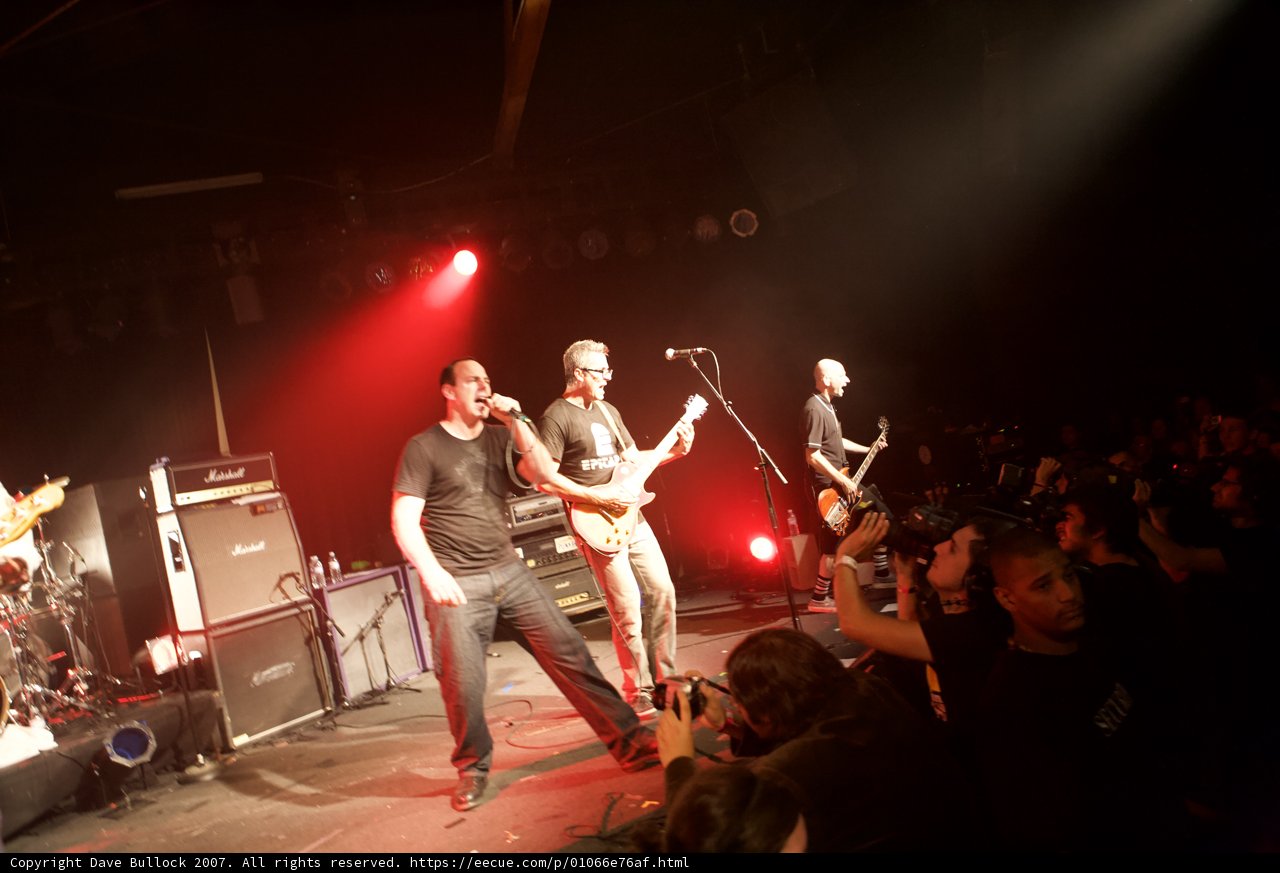 Bad Religion Rocks the Glasshouse