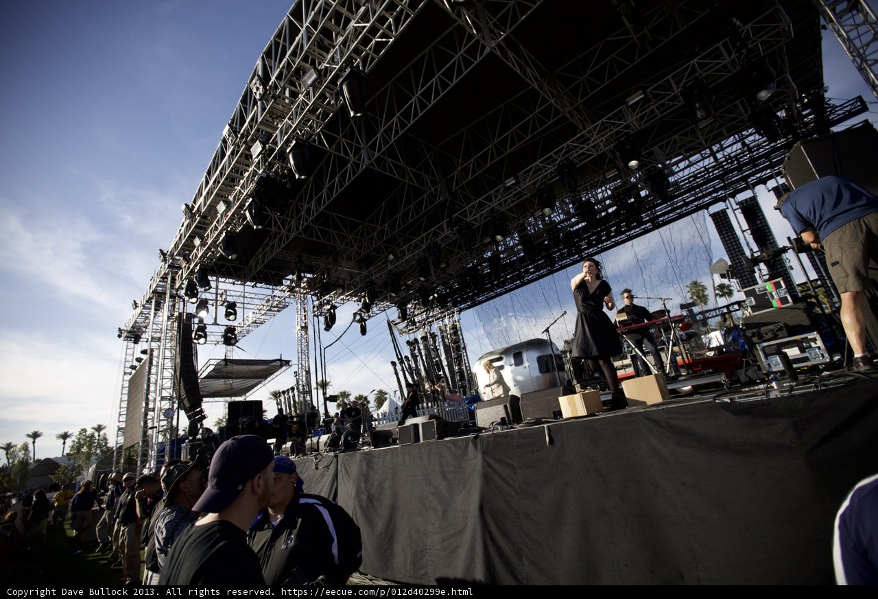 Carina Round Takes the Stage at Coachella