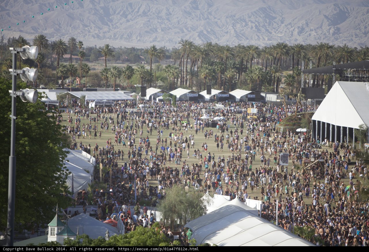 Coachella 2014 Draws a Massive Crowd