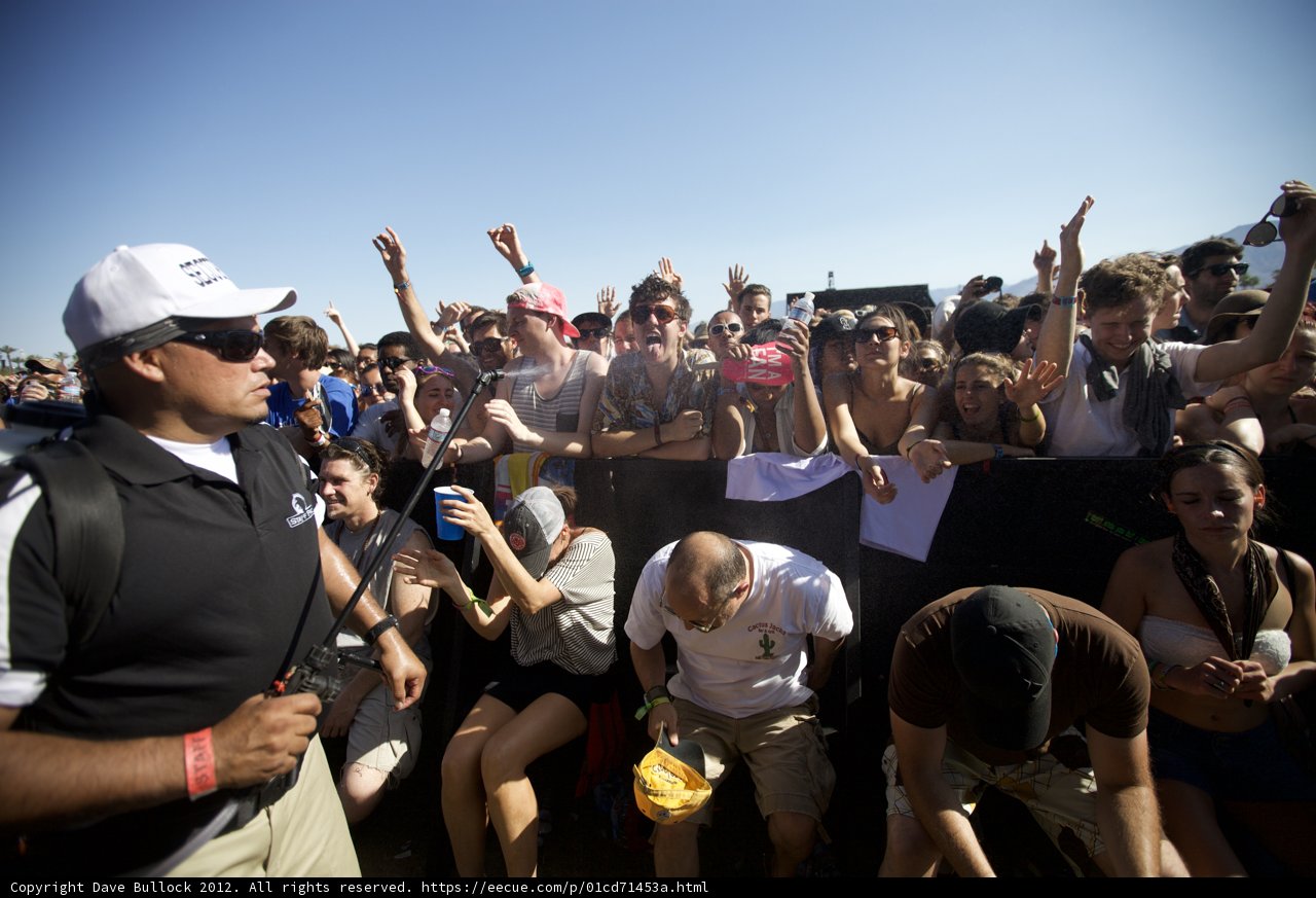 Apache 207 Capturing the Moment at Coachella