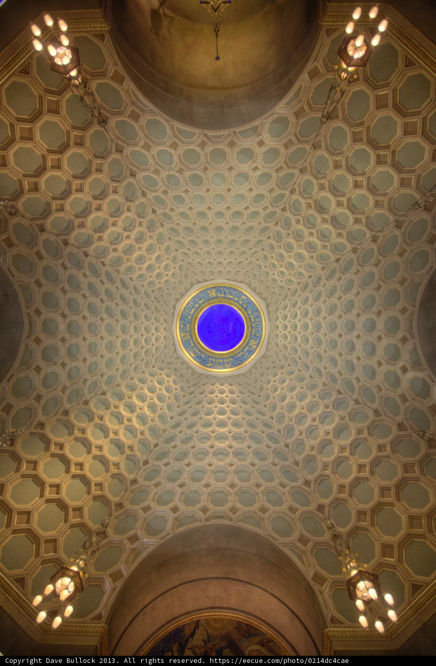 Illuminating the Cathedral of the Holy Cross