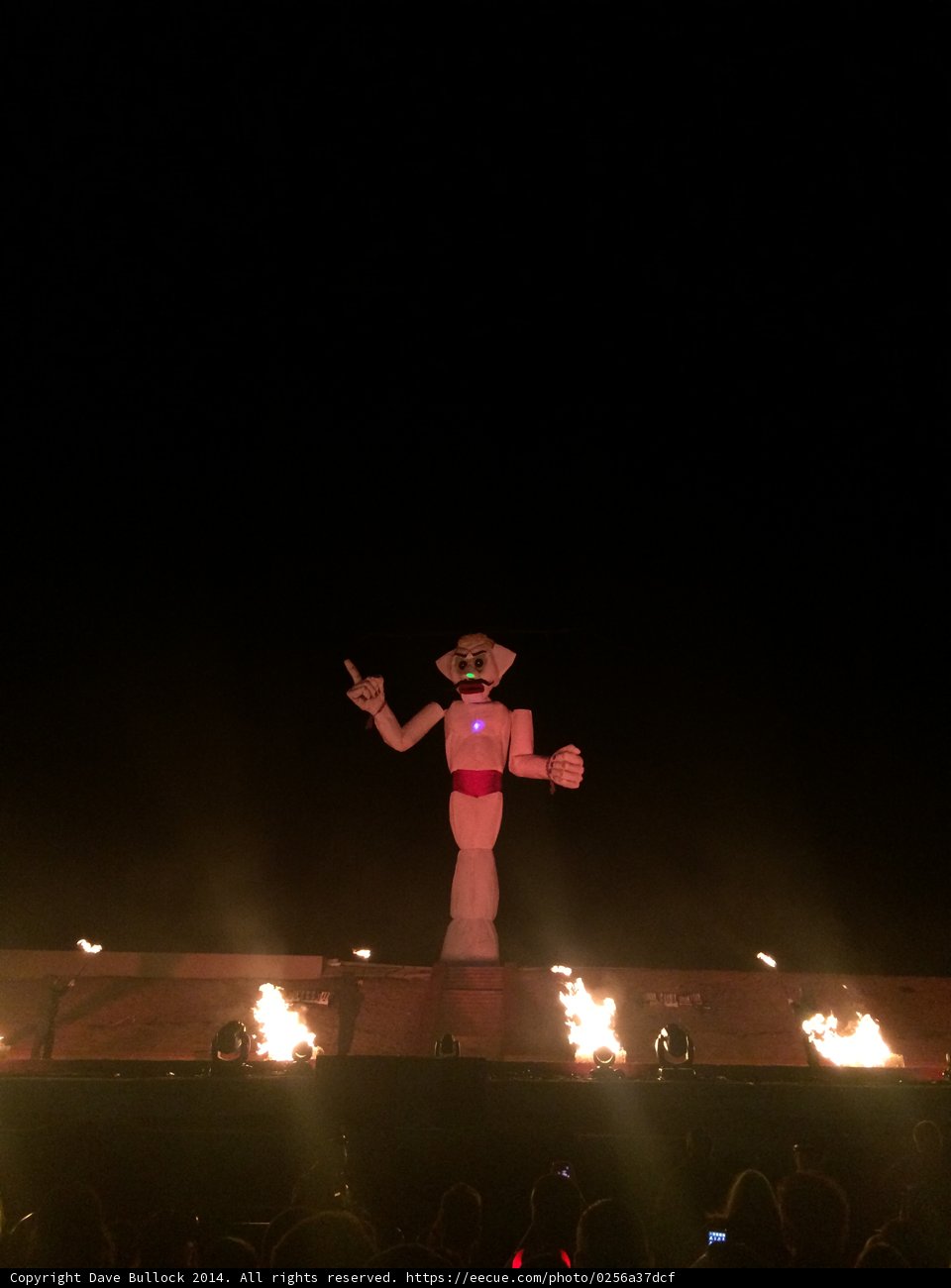 Flaming Performer Lights Up Santa Fe Concert Stage