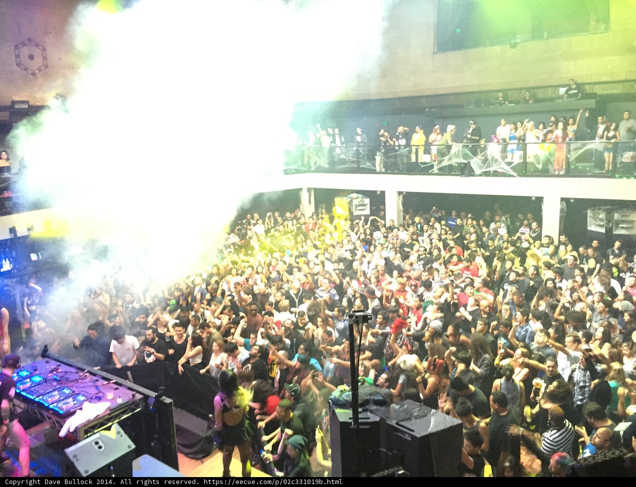 Smoke-filled Nightlife Concert in LA
