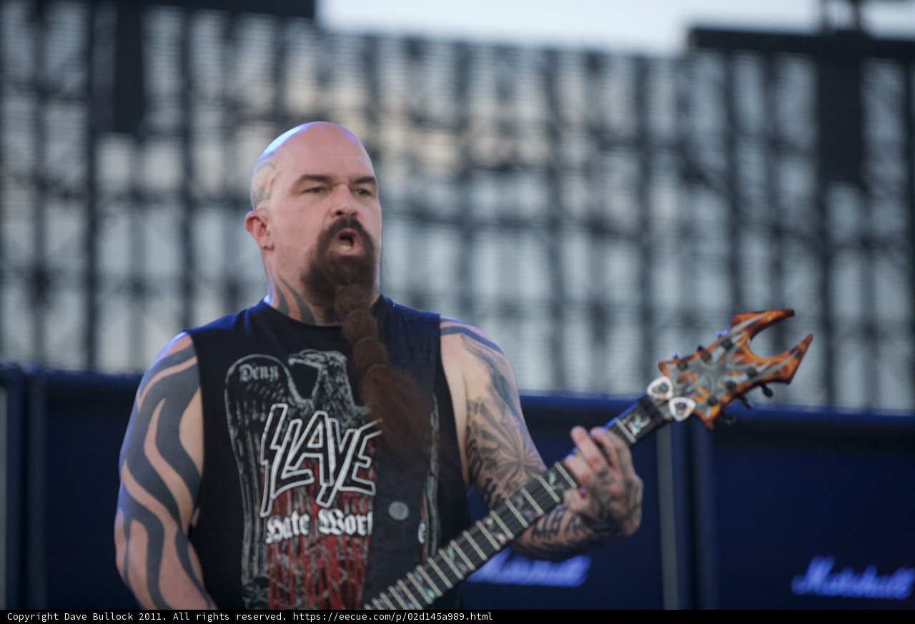 Kerry King Shreds on Guitar at Big Four Festival