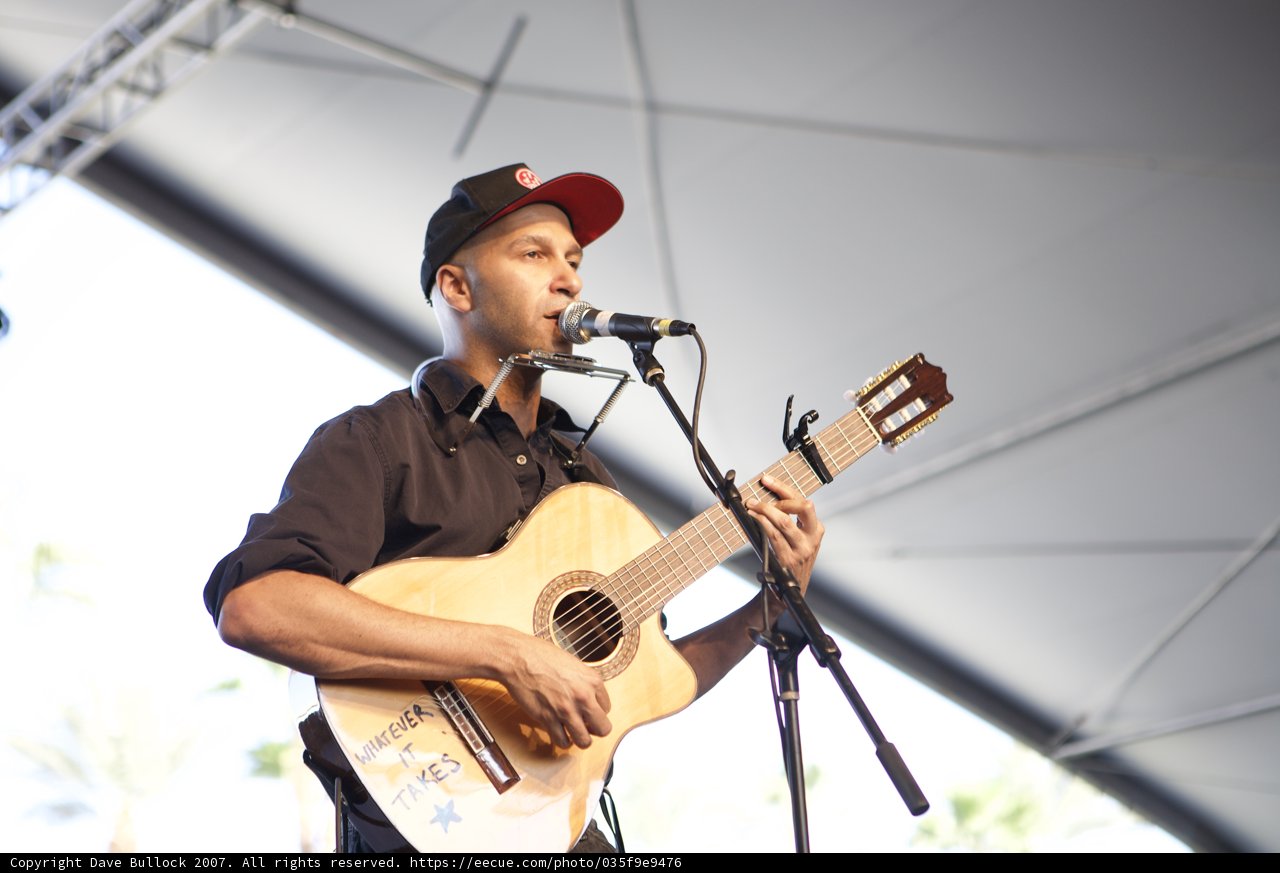 Tom Morello's Electrifying Guitar Performance