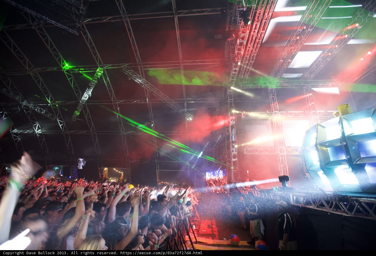 Spotlight on the Crowd