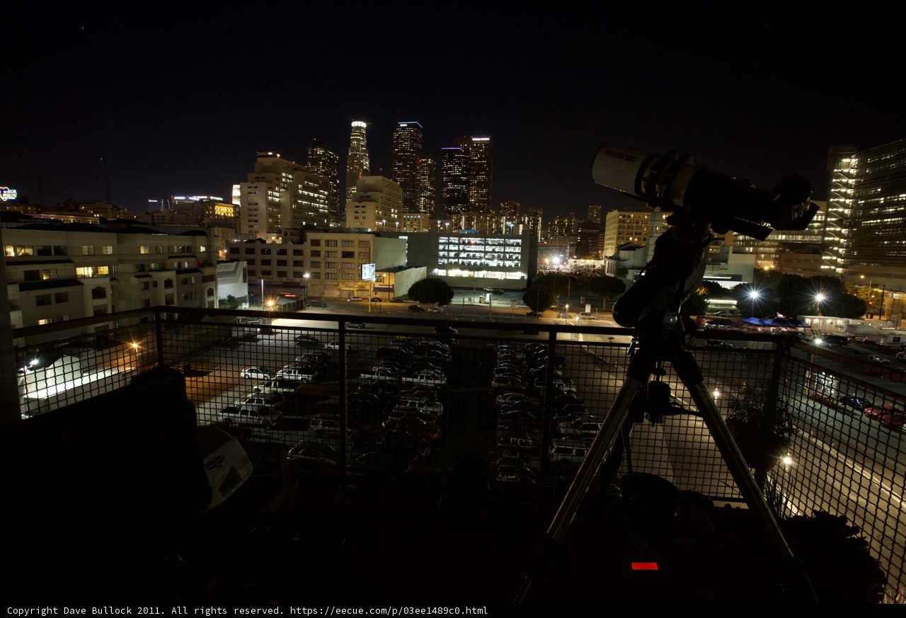 Stargazing over the Urban Jungle