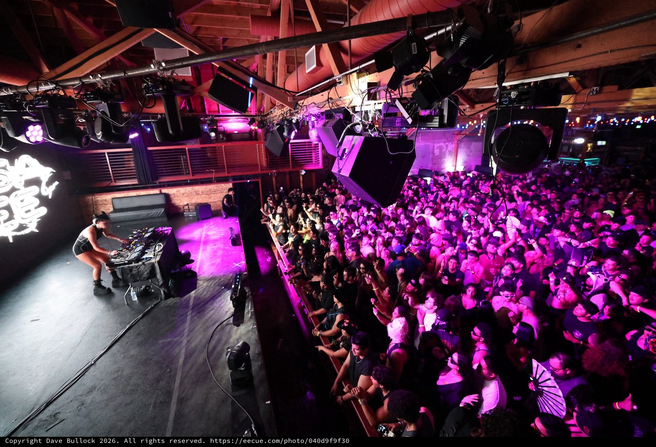 DJ Ignites Massive Crowd at Wobbleland 2026