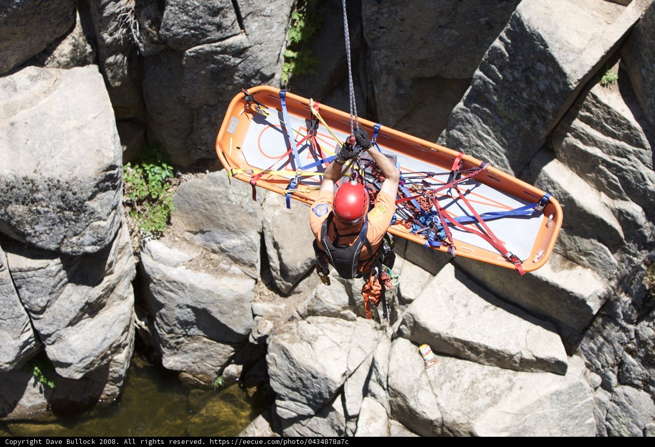 Highlining over the Slate Rocks