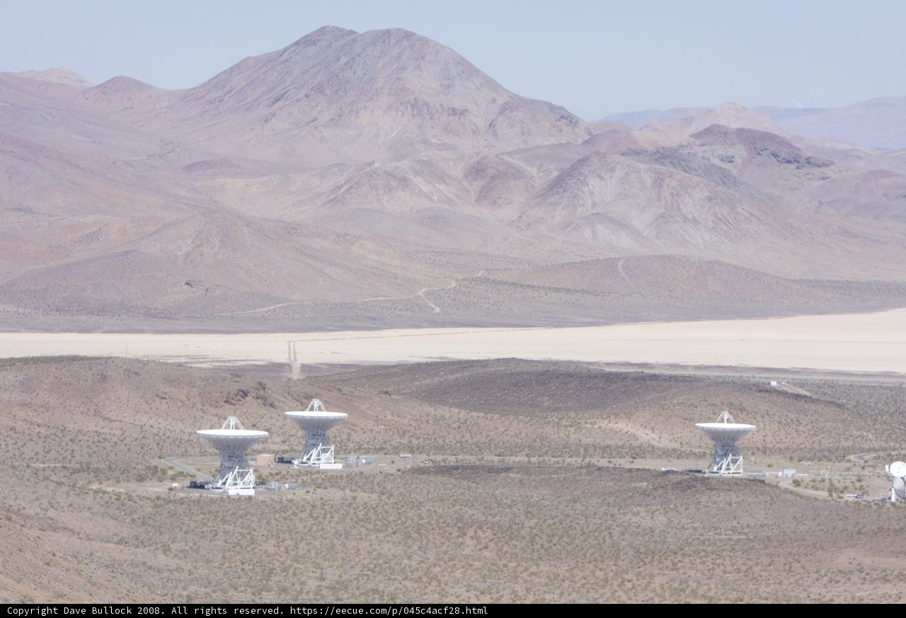 Goldstone's Three Radio Telescopes Standing Tall in the Desert