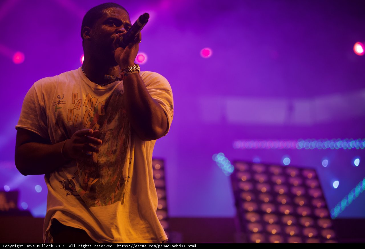 Solo Performance Under the Spotlight