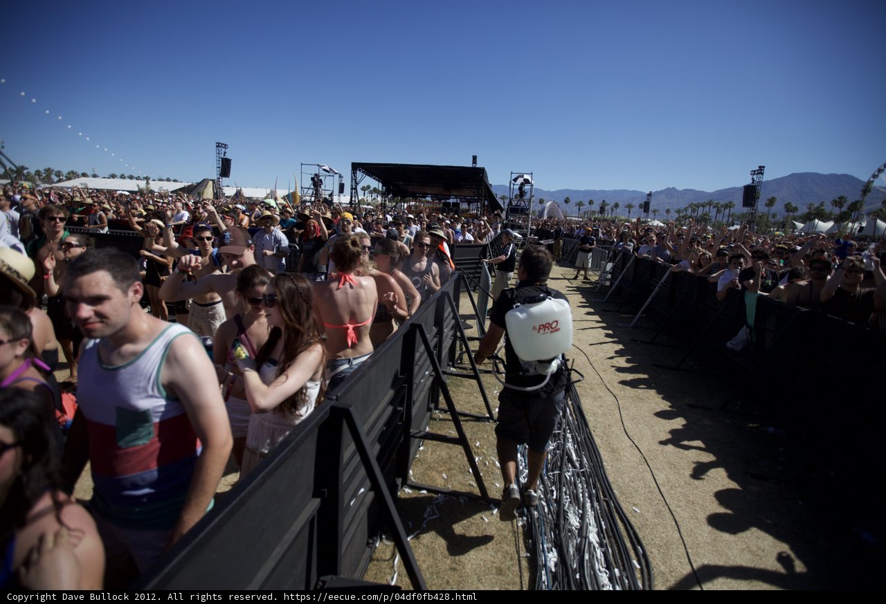 Coachella 2012: Saturday Night's Electric Crowd
