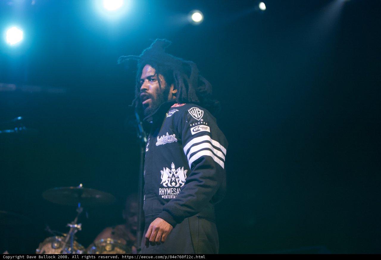Murs Rocks Coachella Stage with Dreadlocks