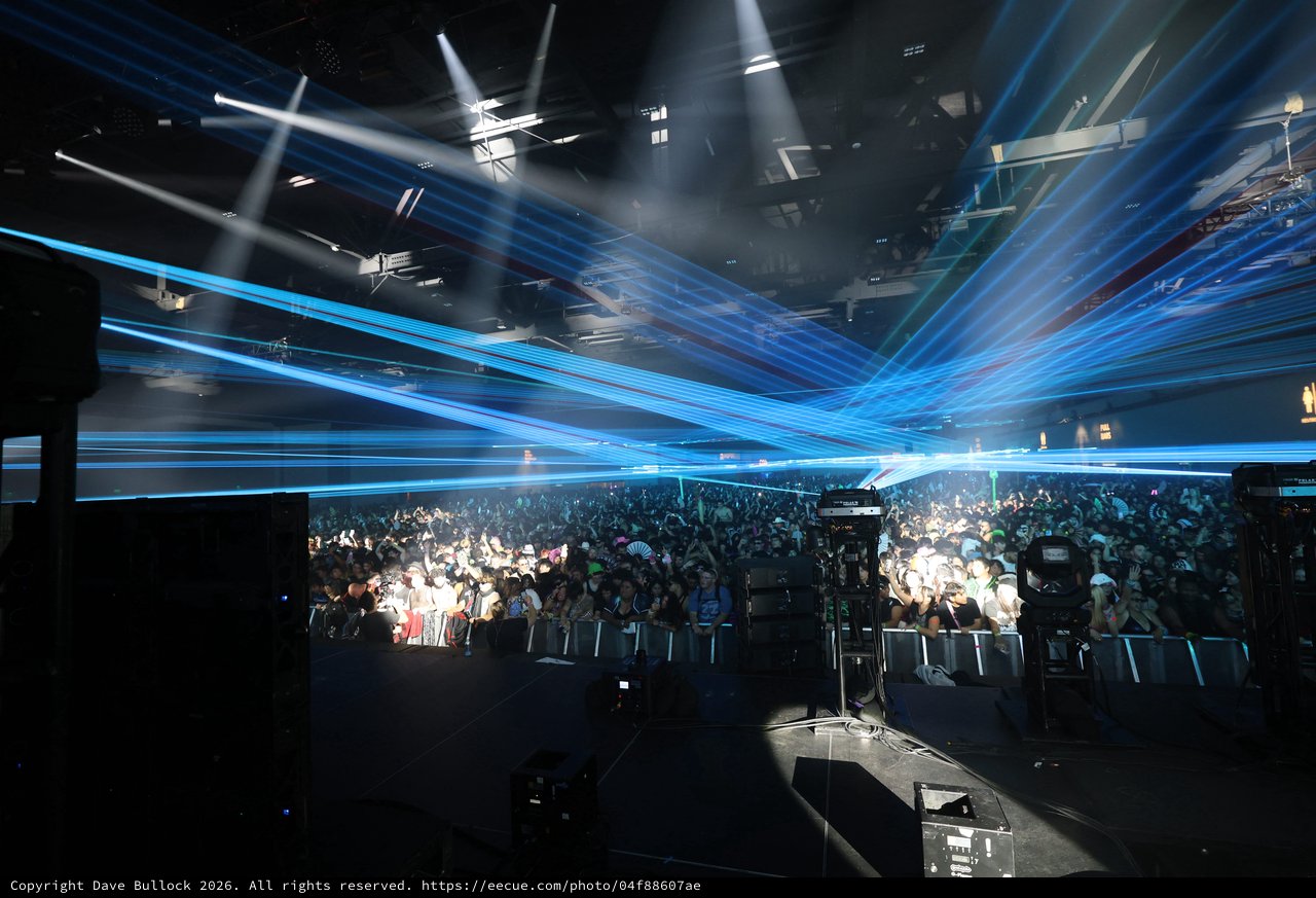 Electric Blue Lasers Ignite Wobbleland 2026 Crowd