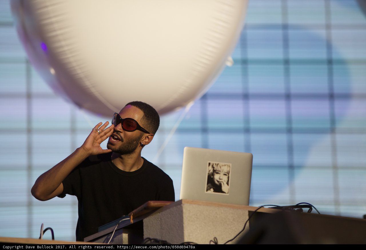 Kaytranada Rocks Coachella with his Beats and Laptop