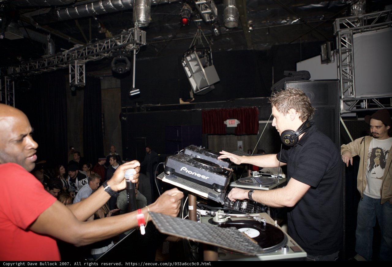 Groovin' with DJ Scott Goodman