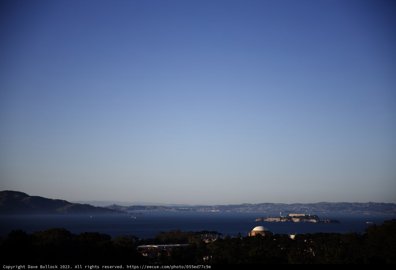 Serene Blue Horizon
