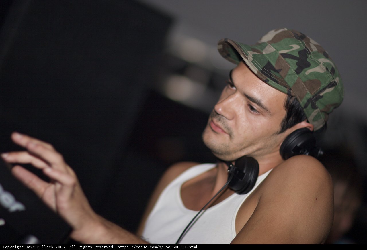 Camo Hat Performer