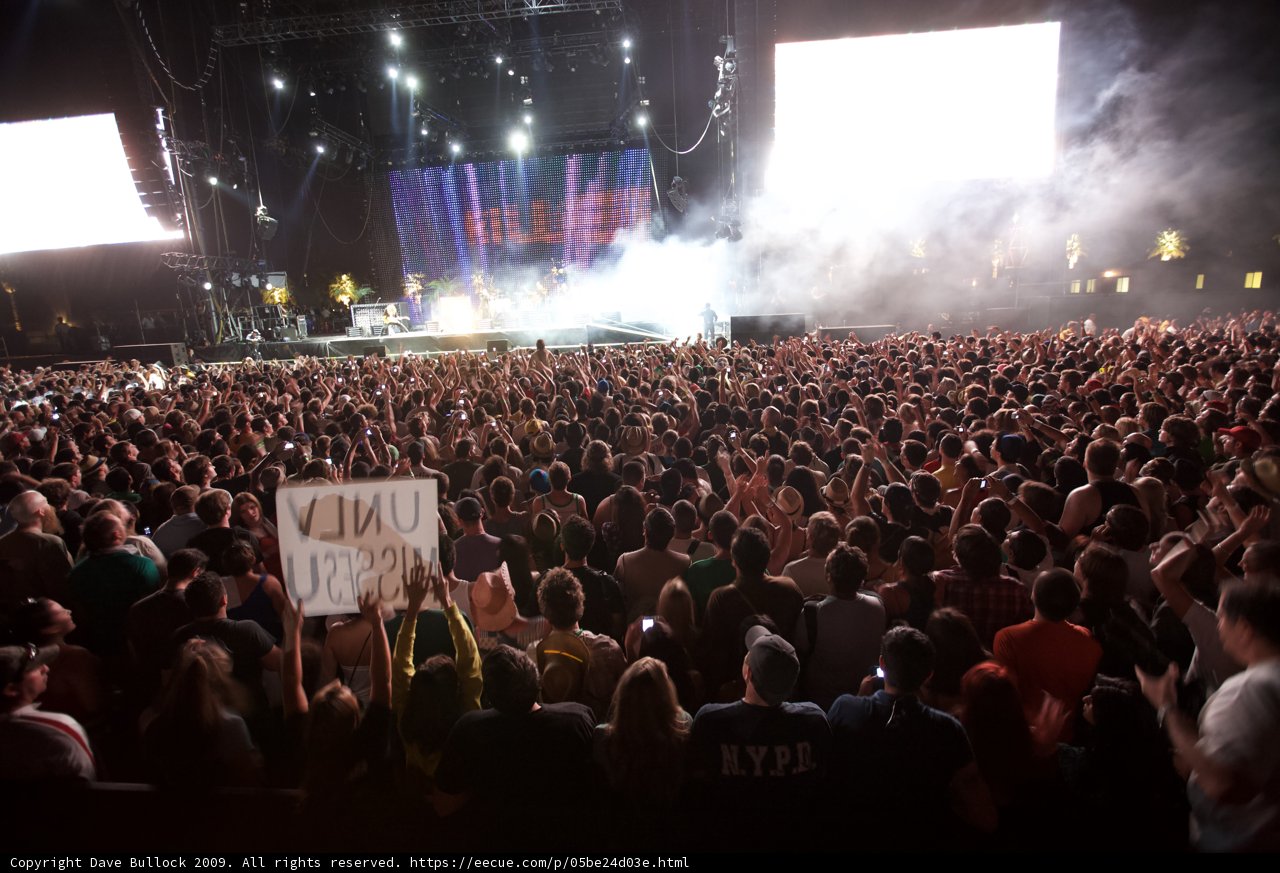 Smoke-filled concert stage
