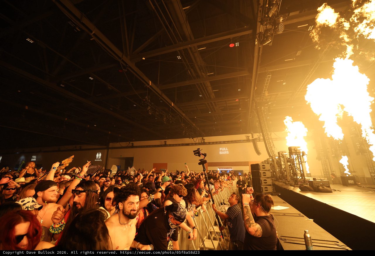Fire Pyrotechnics Ignite Crowd at Wobbleland 2026