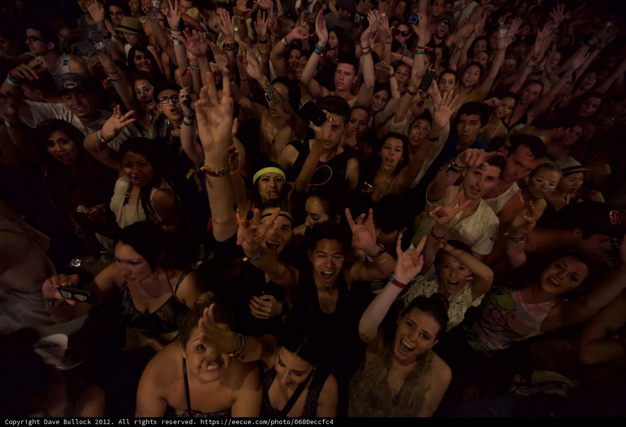 Coachella 2012: Saturday Night Crowd Goes Wild
