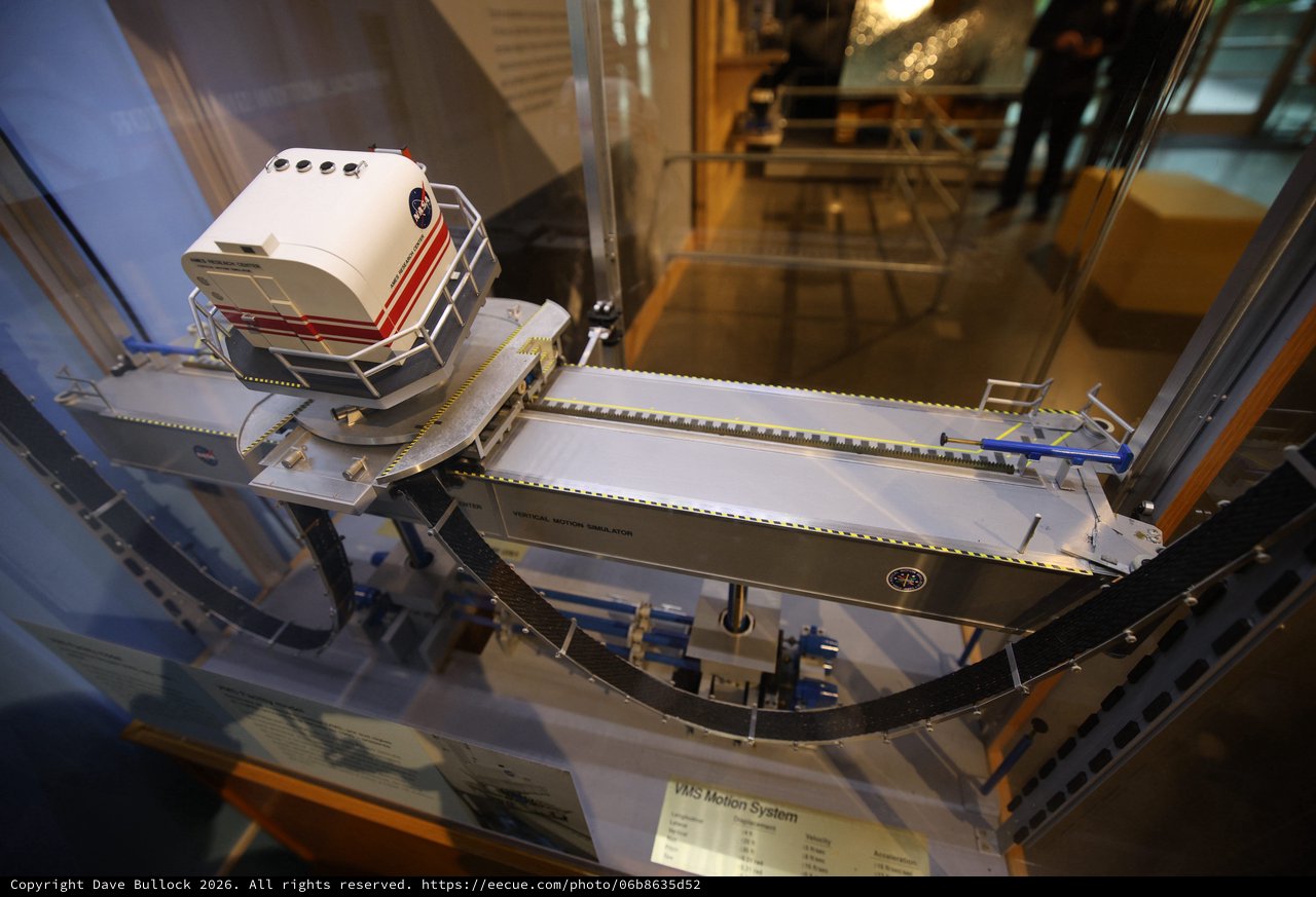 VMS Motion System Display at Chabot Space Center