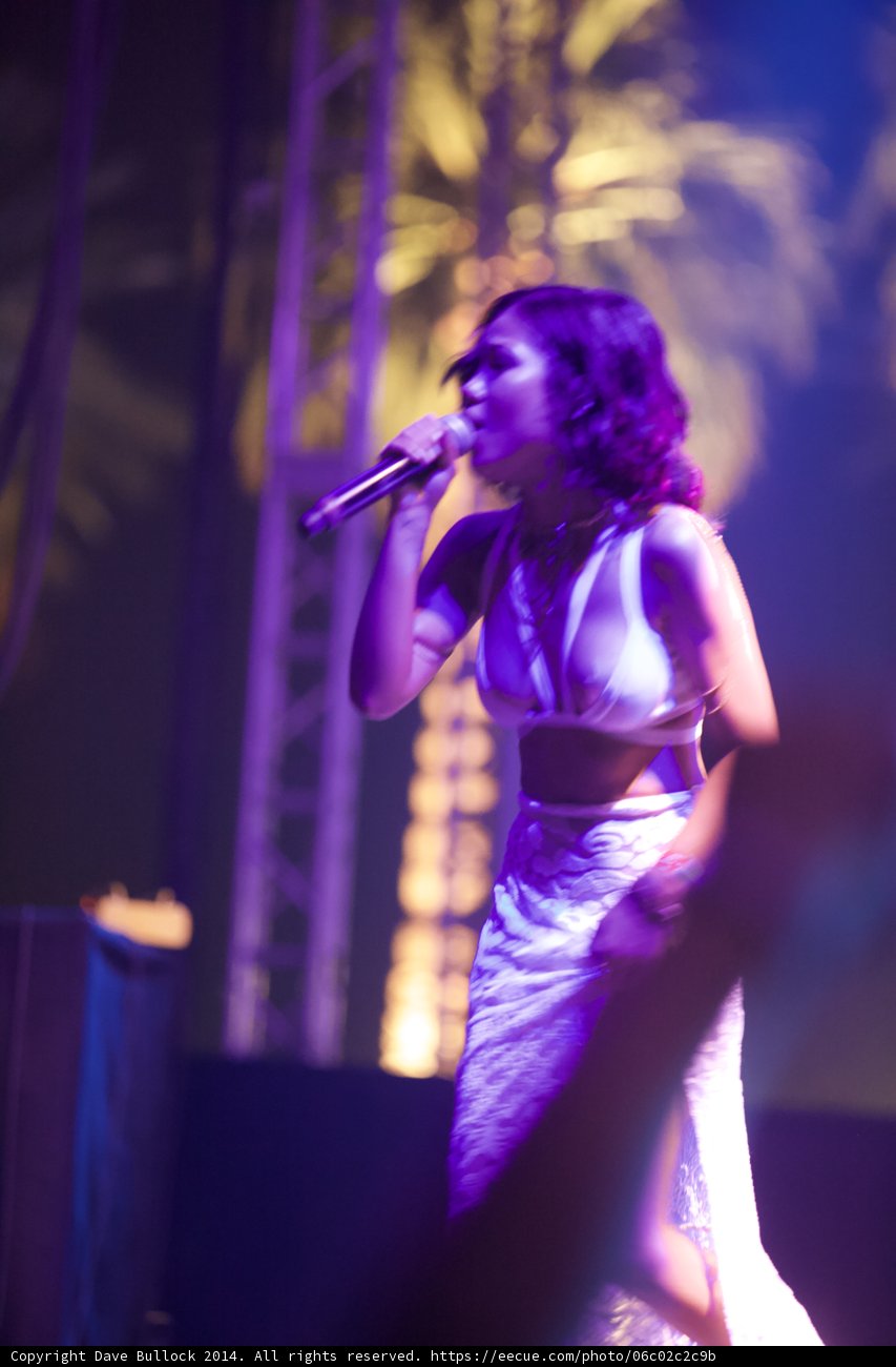 Captivating Solo Performance