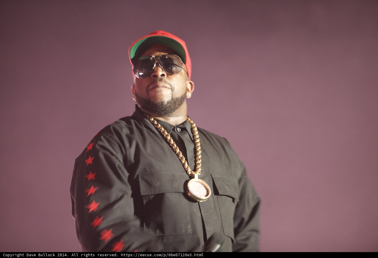 Big Boi Rocks Coachella in Red Hat and Gold Chain
