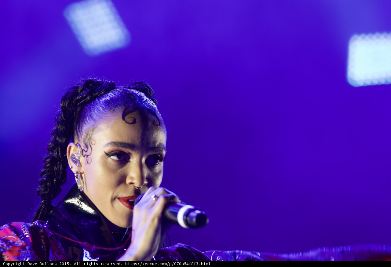 FKA twigs Close-Up Portrait Three-Quarter Profile Baby Hairs Elaborate Swirls Cat-Eye Makeup Hoop Earrings Septum Ring Red Lipstick Braided Ponytails Kimono Purple Blue Lighting LED Panels