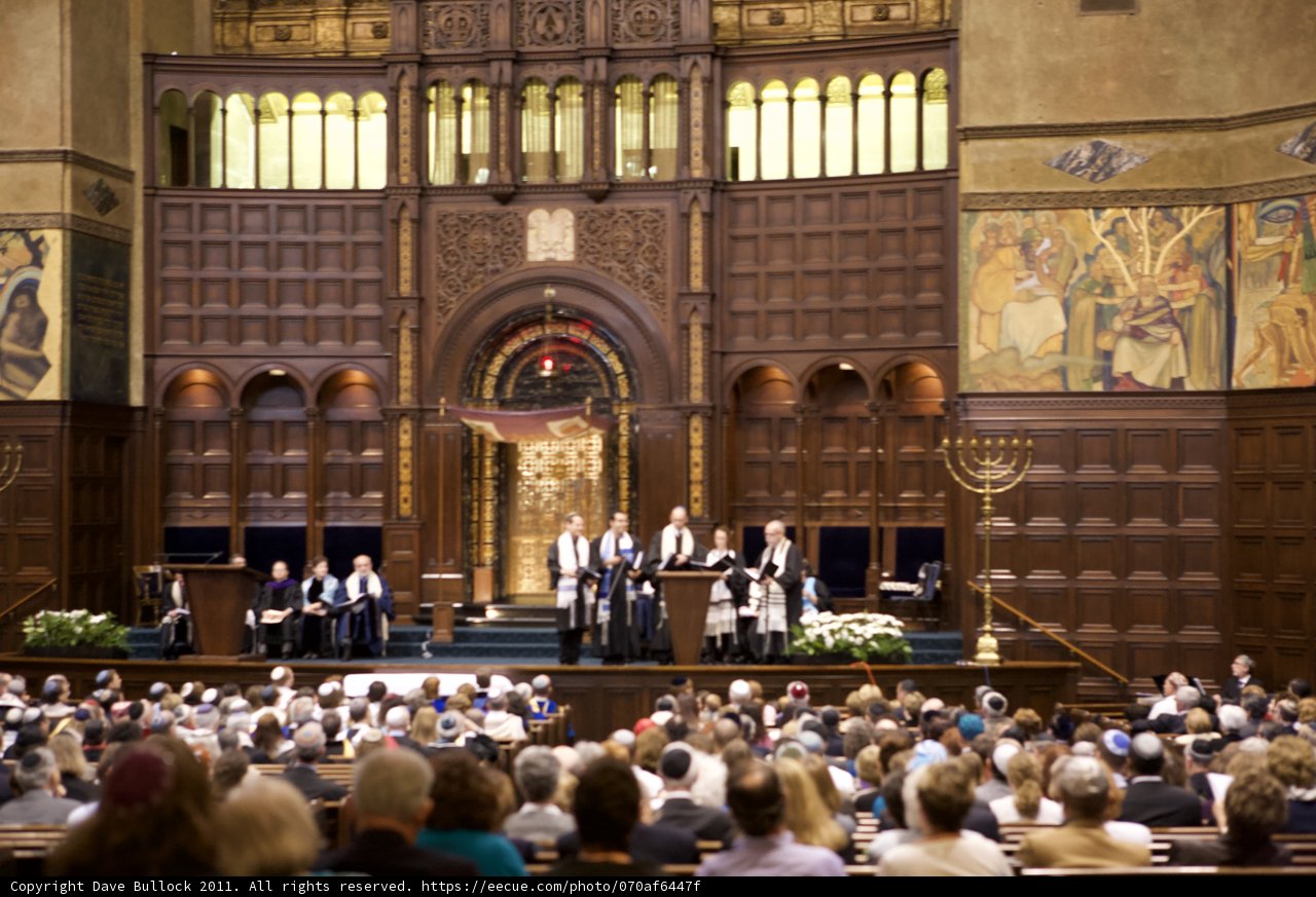 Ordination Ceremony Draws a Large Crowd