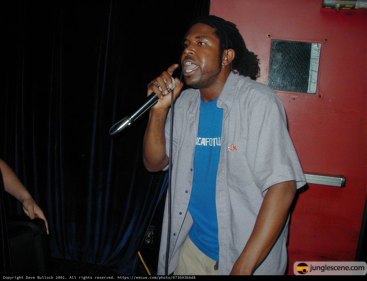 Entertainer Serenades the Crowd