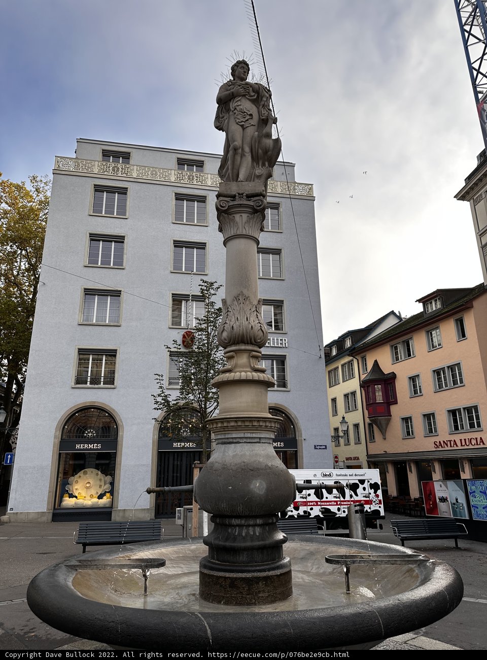 Statue at the Heart of the City