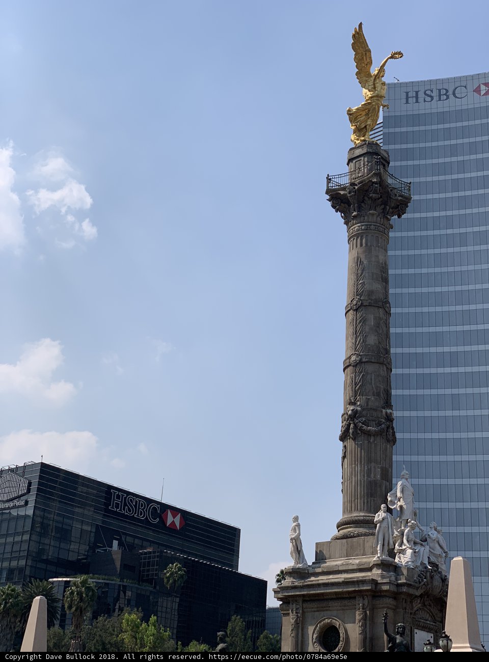 Monumental Bird Statue in the Heart of the City