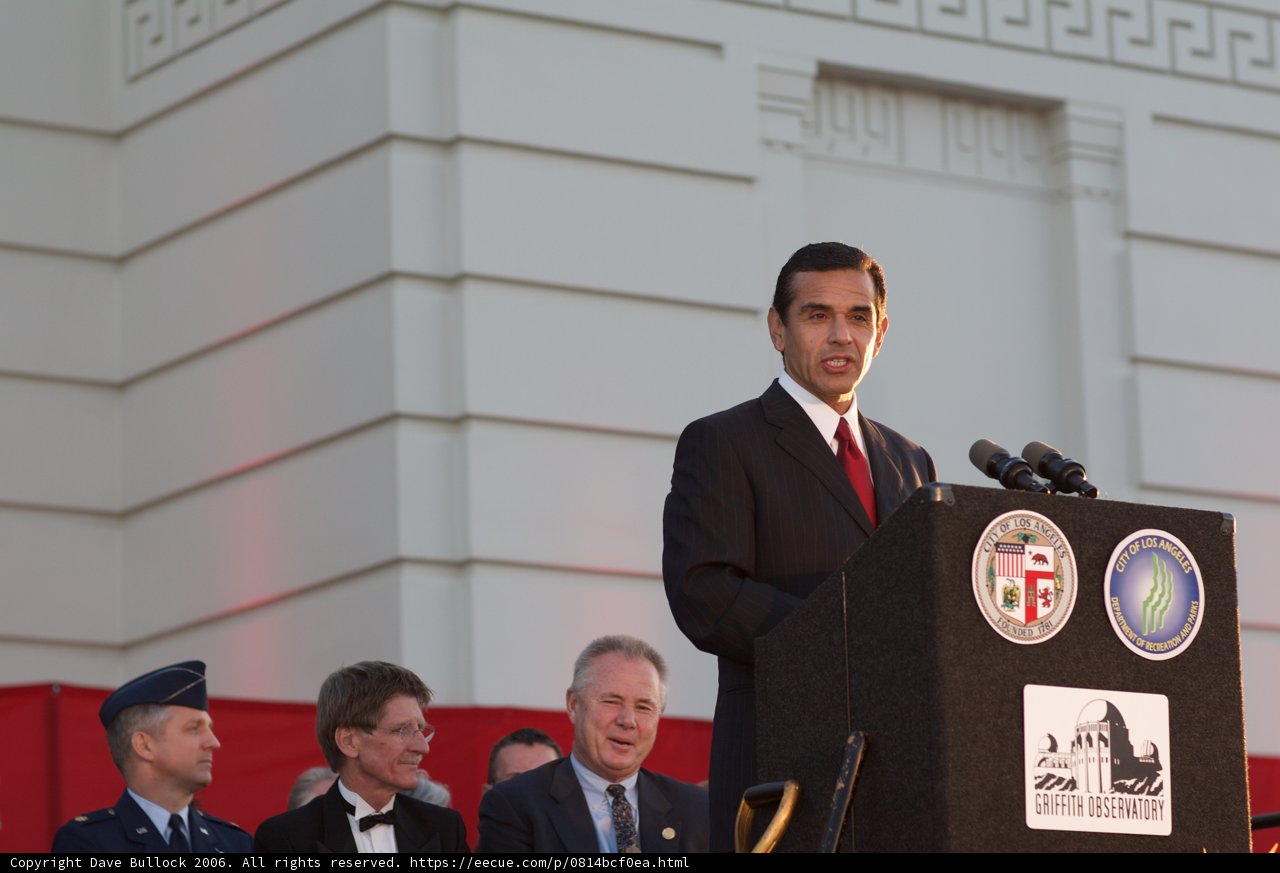 Antonio Villaraigosa Addresses Crowd at Press Conference