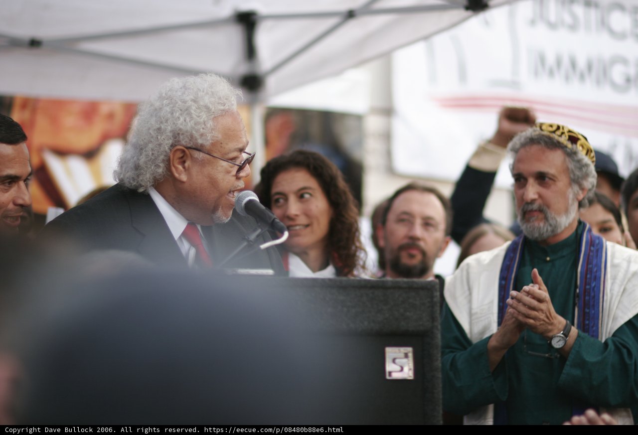 Rallying the Crowd