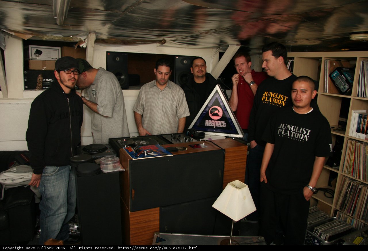 DJ Table Gathering