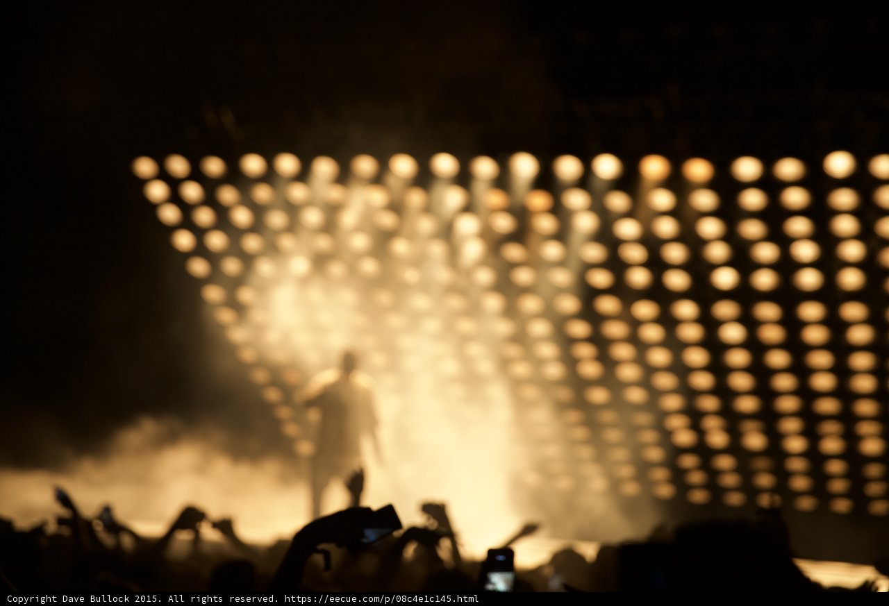 Kanye West Silhouette Bokeh Crowd