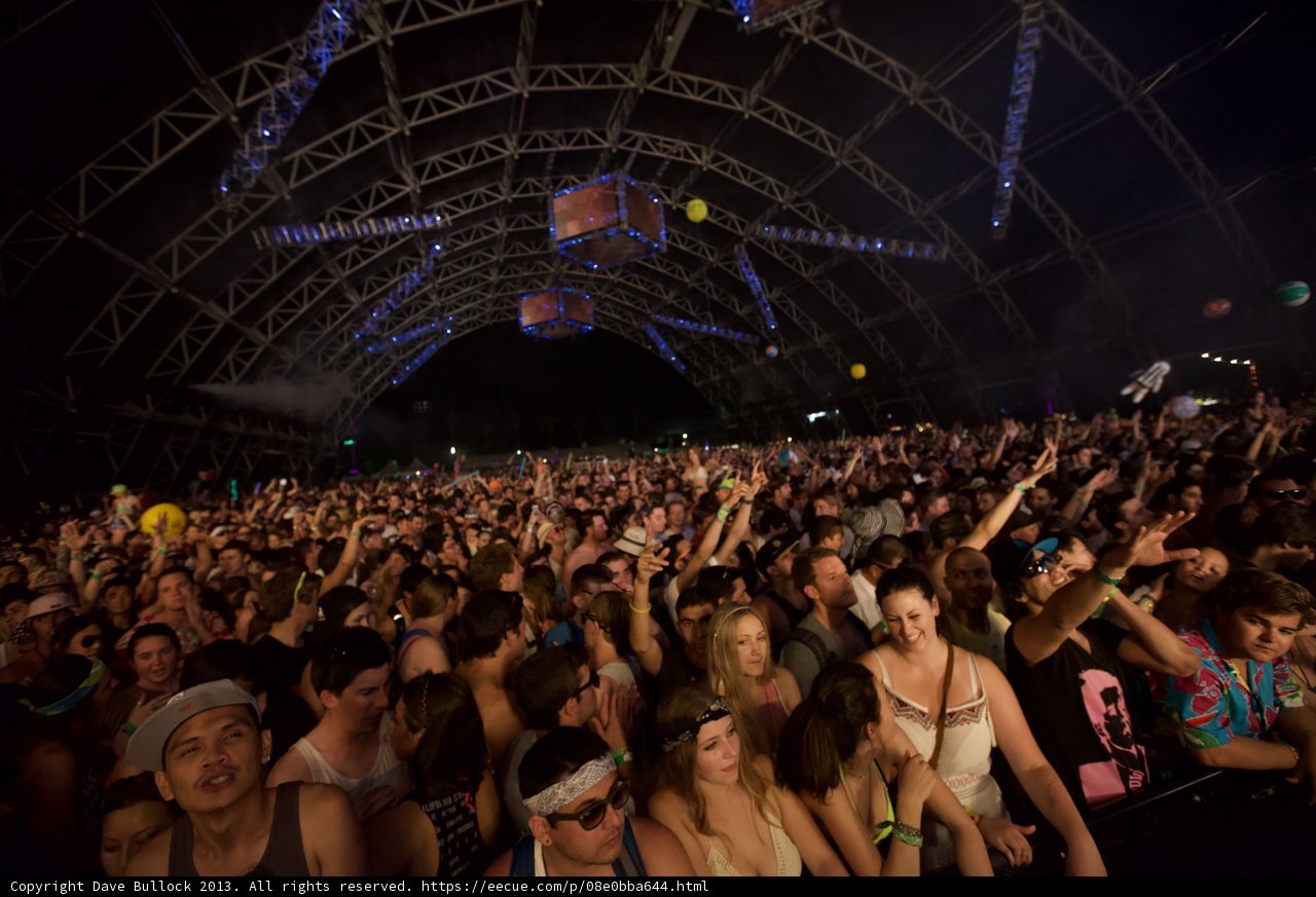 PV Nova Rocks the Crowd at Coachella 2013