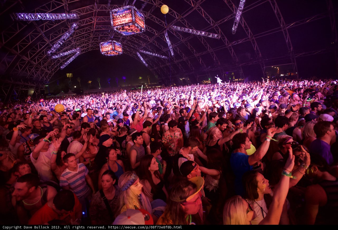 Crowd Goes Wild at Coachella