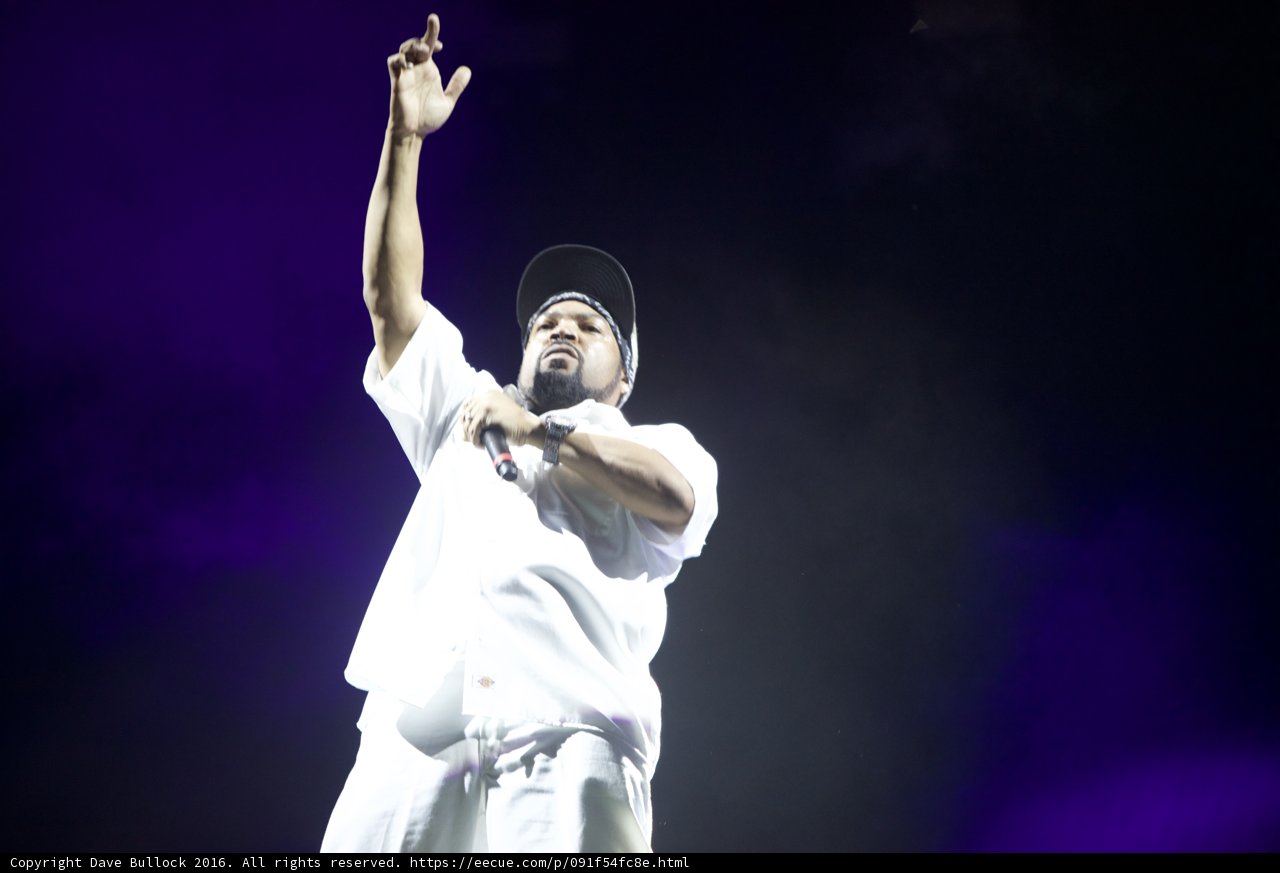 Ice Cube Takes the Stage
