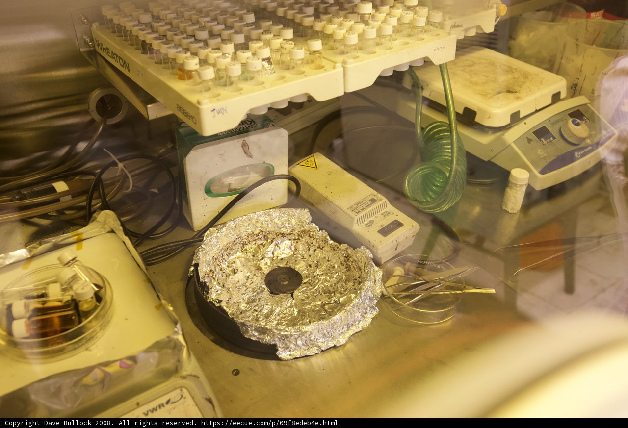 Inside the UCLA Quantum Nano Lab